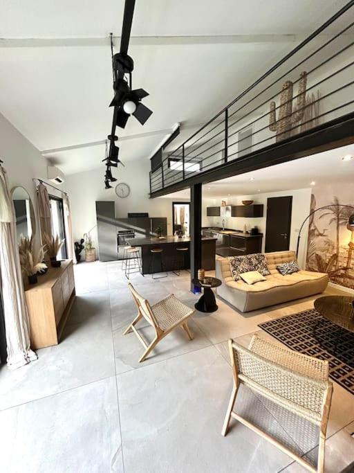 Superbe Maison Avec Jacuzzi Ventabren エクステリア 写真